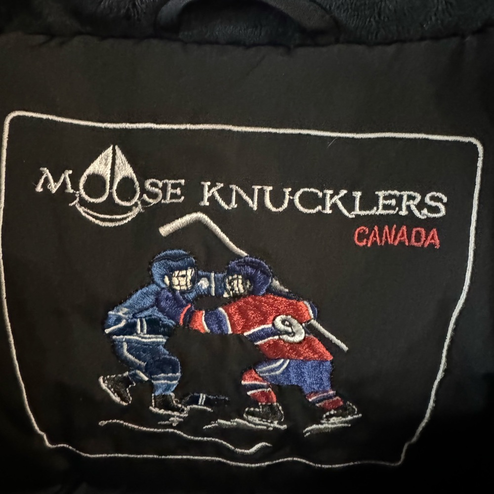 Moose knuckle gold hardware. Size large - kids / or women’s -small. No hood
